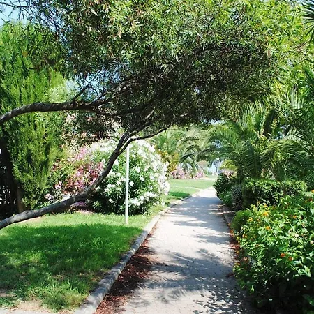 Appartamento Familial Avec Terrasse Près De La - Fr-1-251-918 *