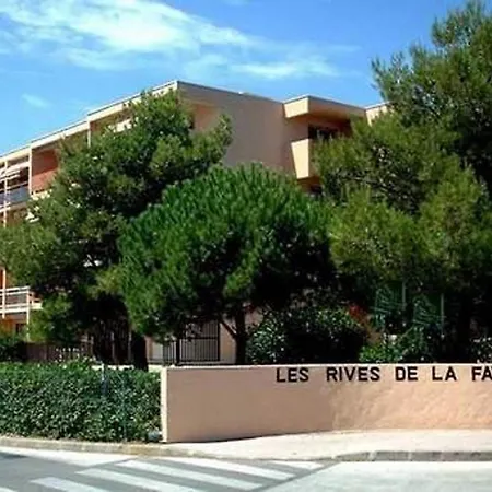 Familial Avec Terrasse Pres De La Bormes-les-Mimosas
